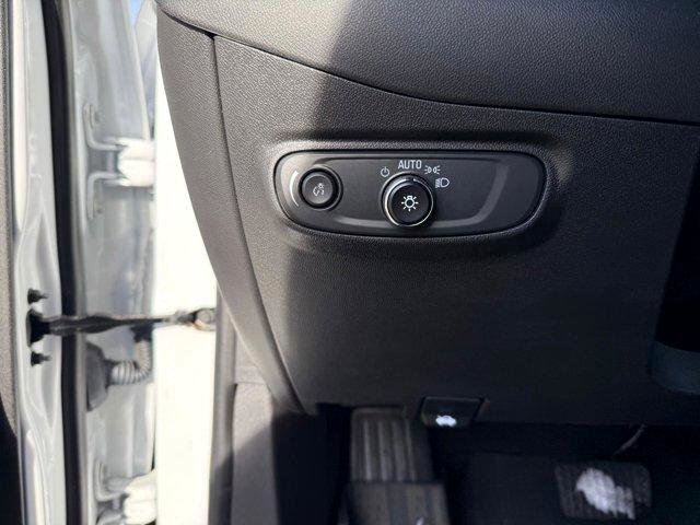 Used 2024 Chevrolet Equinox RS w/ RS Leather Package image 14