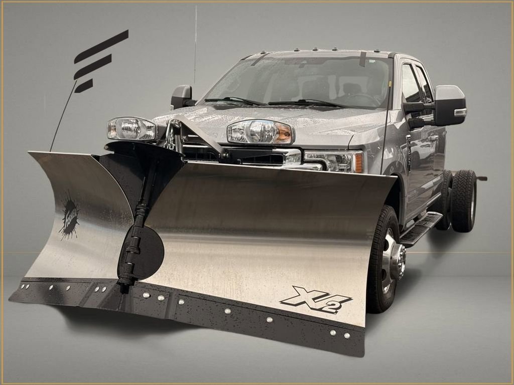 Used 2021 Ford F350 Lariat w/ Lariat Value Package image 1