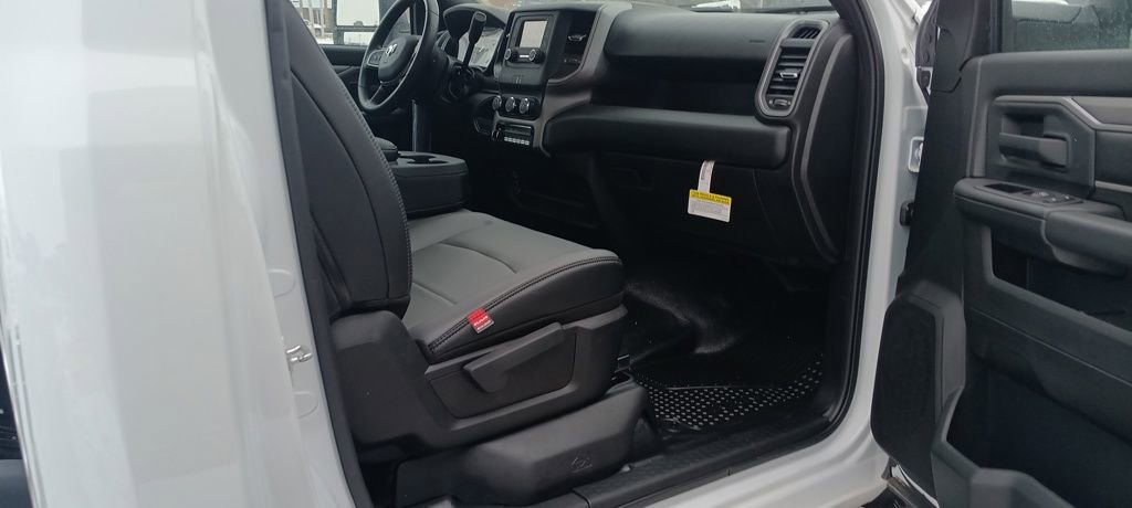 New 2024 RAM 5500 Tradesman image 30