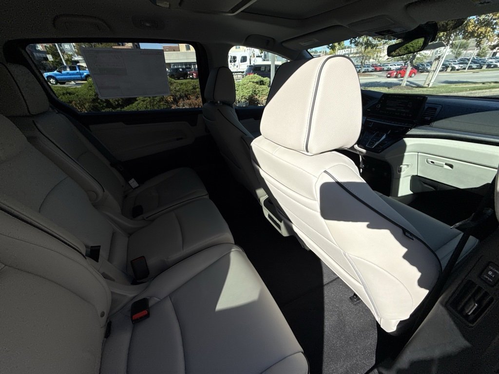 New 2026 Honda Odyssey Touring image 40