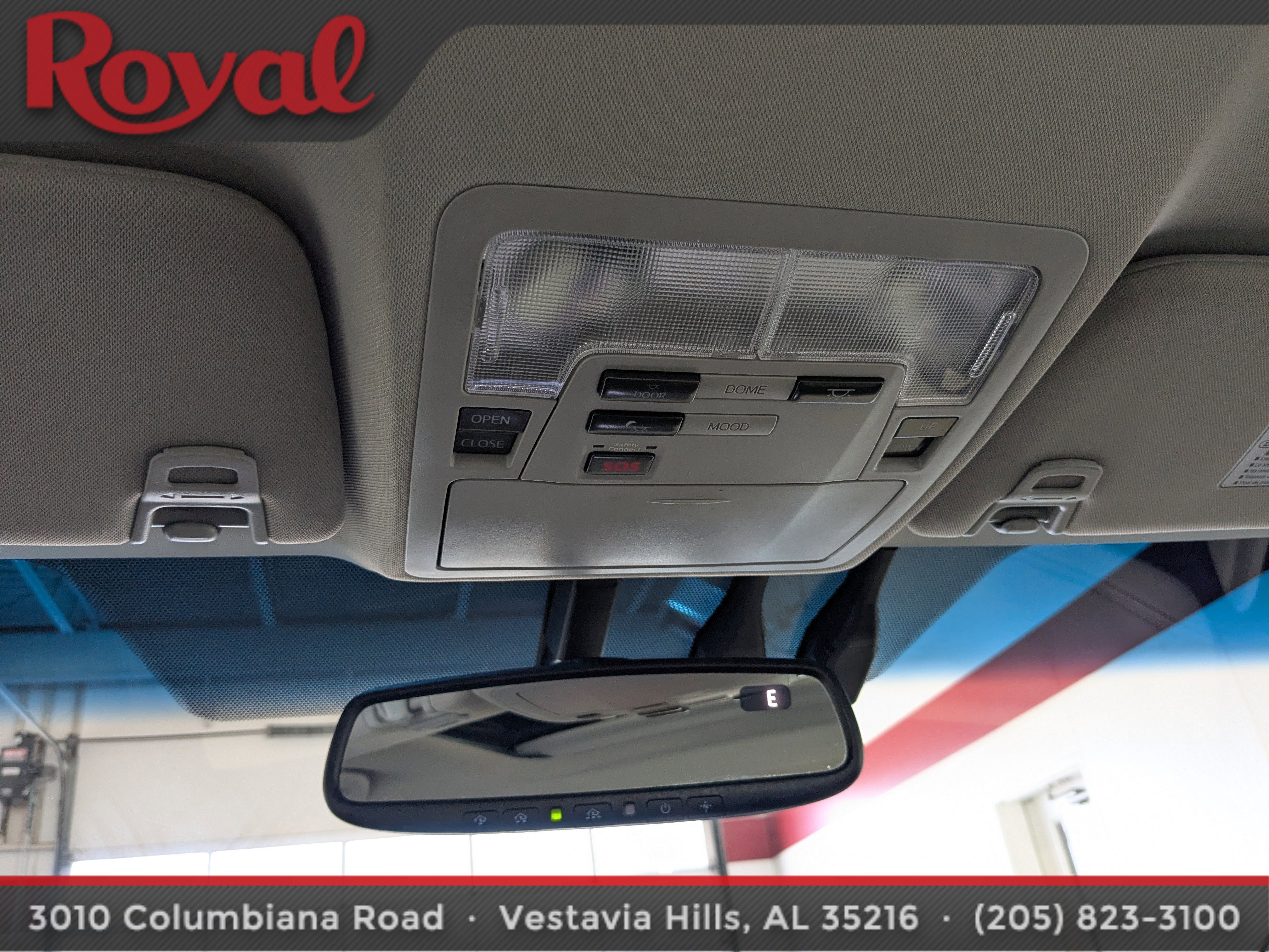 Used 2016 Toyota Avalon Limited image 22