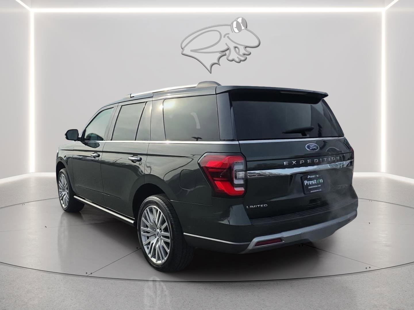 Used 2022 Ford Expedition Limited image 18