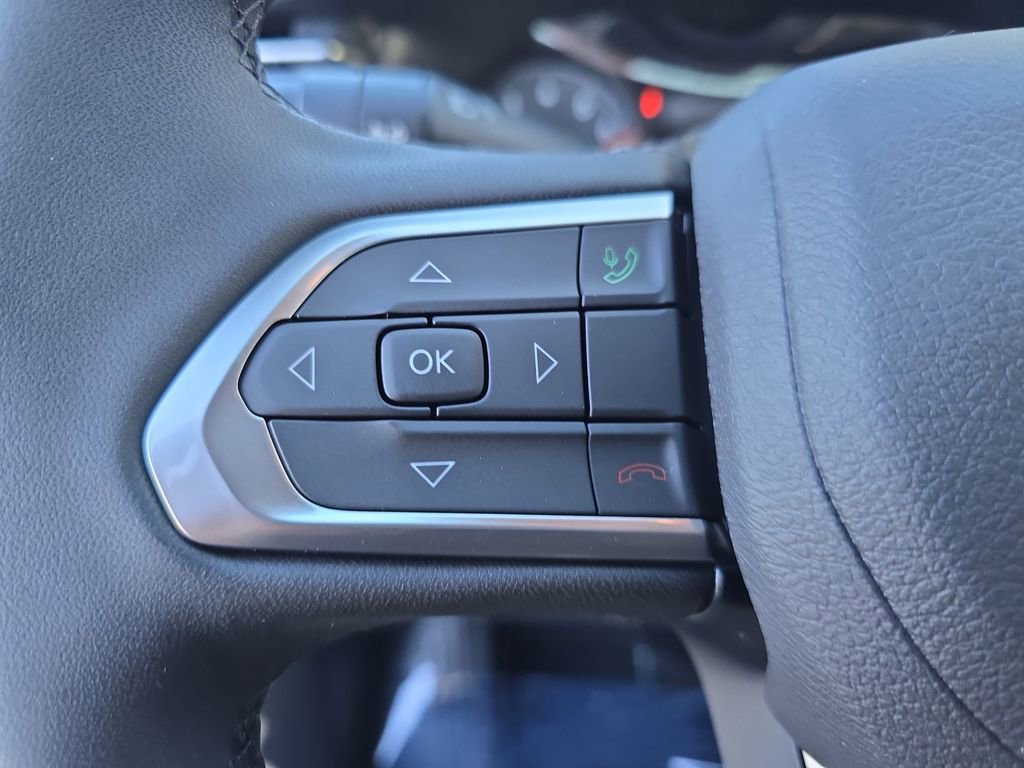 New 2026 Jeep Compass Latitude image 17