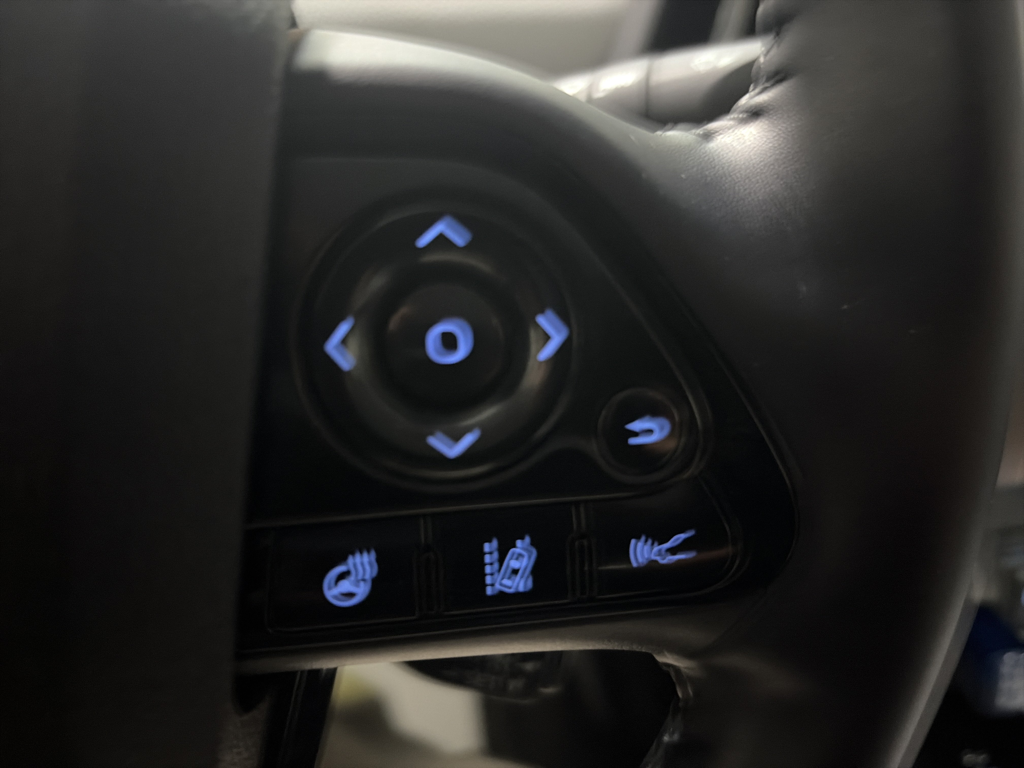 Used 2022 Toyota Prius Prime Limited FWD image 15