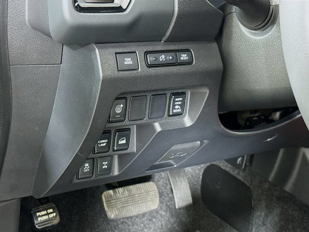 Certified 2023 Nissan Frontier PRO-4X w/ Pro-4X Premium Package AWD/4WD image 21