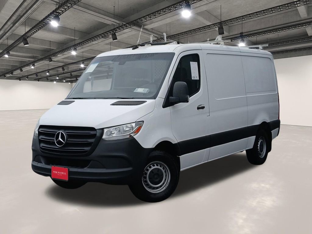 Used 2021 Mercedes-Benz Sprinter 2500 image 1