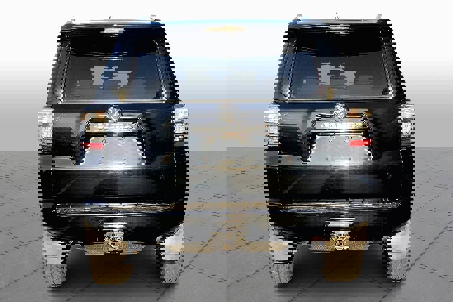 Used 2014 Toyota 4Runner SR5 Premium image 4