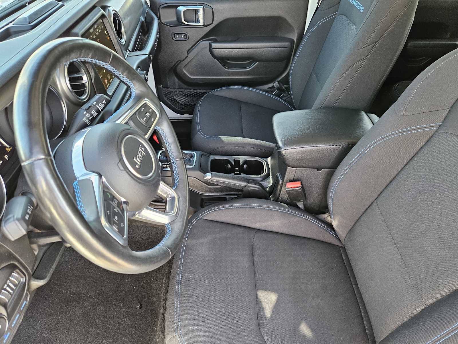 Used 2022 Jeep Wrangler Unlimited Rubicon 4xe w/ Steel Bumper Group image 12