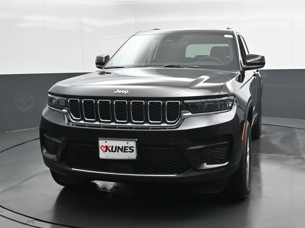 New 2026 Jeep Grand Cherokee Laredo X AWD/4WD image 8