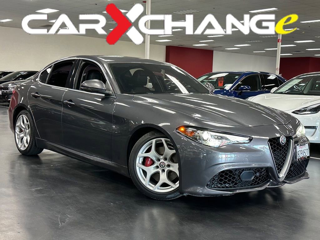 Used 2018 Alfa Romeo Giulia Ti w/ TI Leather Package video 1