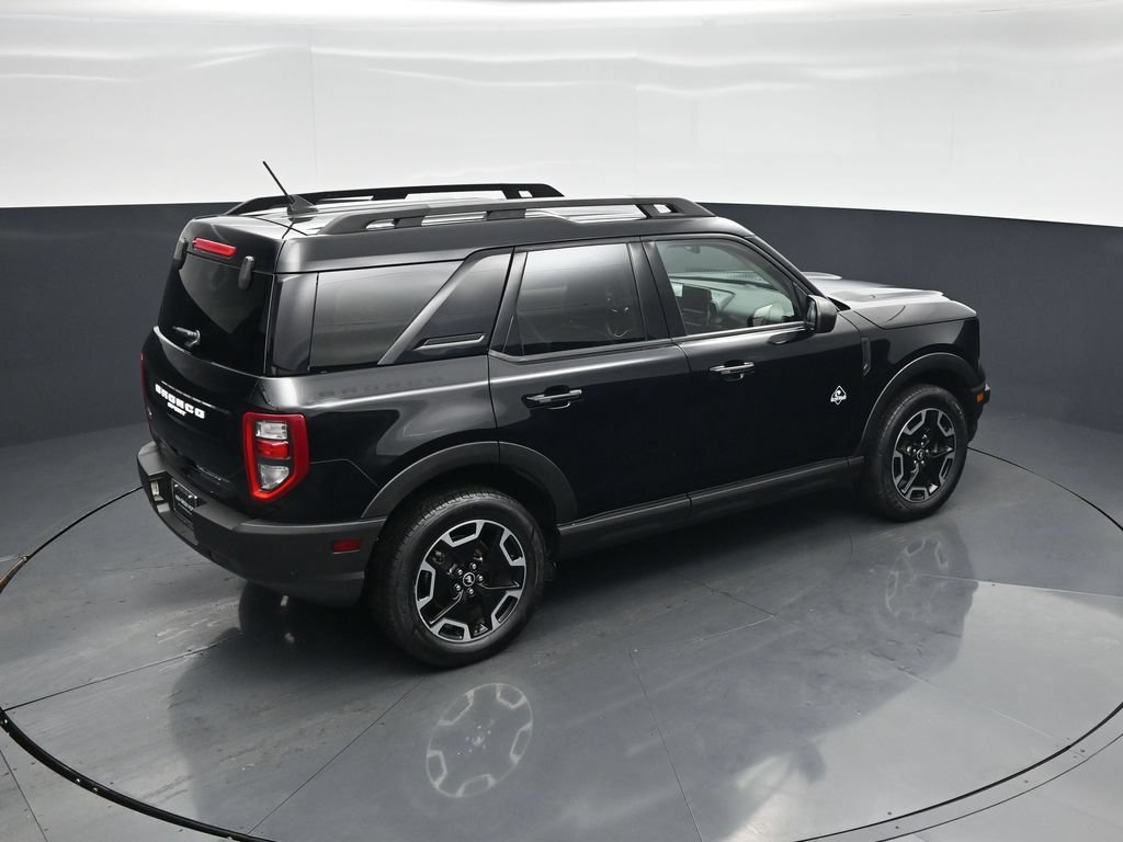 Used 2023 Ford Bronco Sport Outer Banks w/ Tech Package AWD/4WD image 42