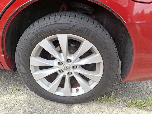 Used 2015 Toyota Venza LE AWD/4WD image 7