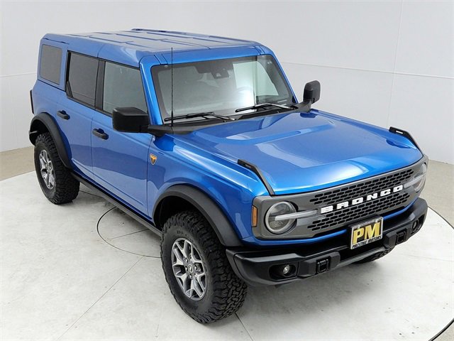 Used 2025 Ford Bronco Badlands image 13