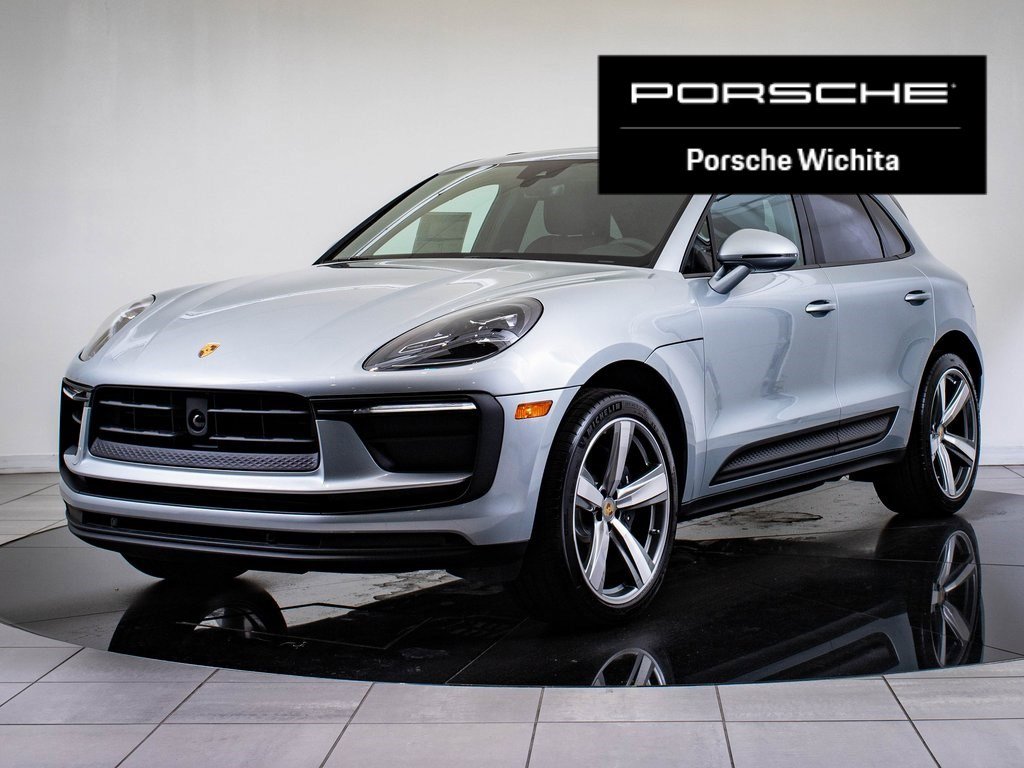 Certified 2025 Porsche Macan image 1