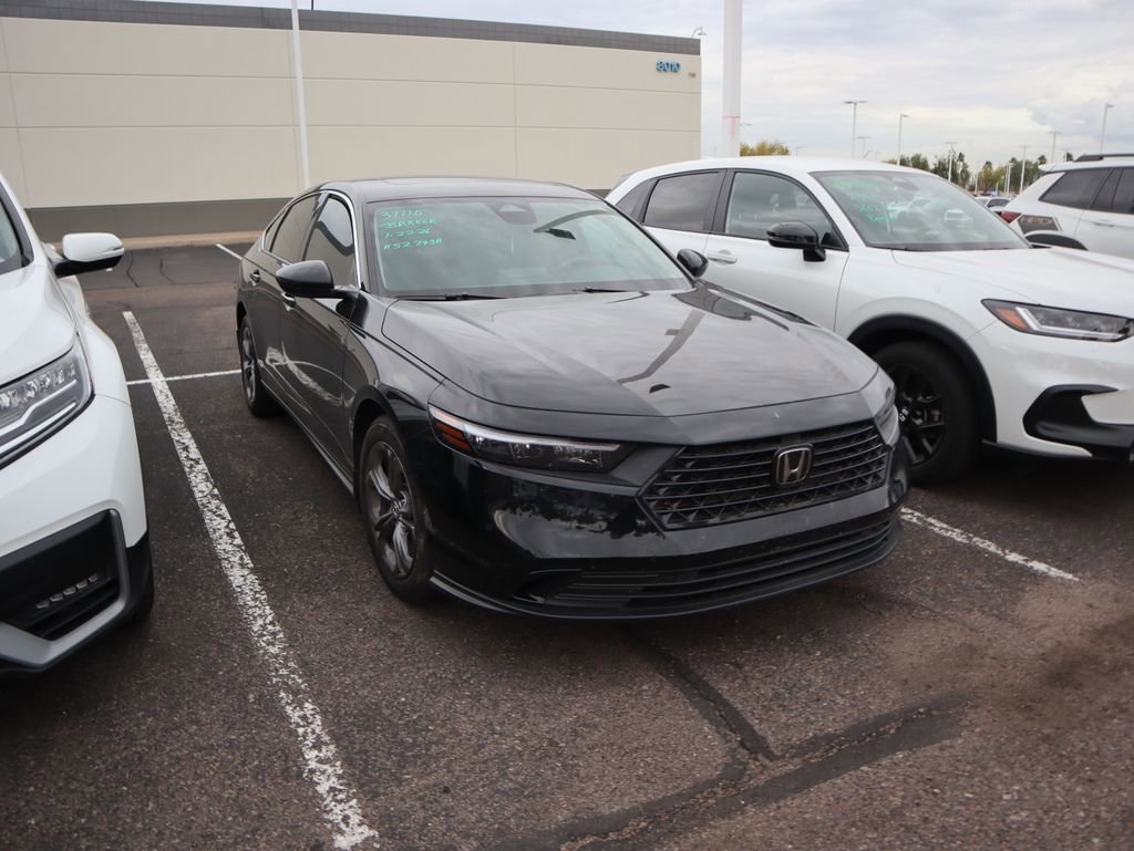 Used 2024 Honda Accord EX image 3