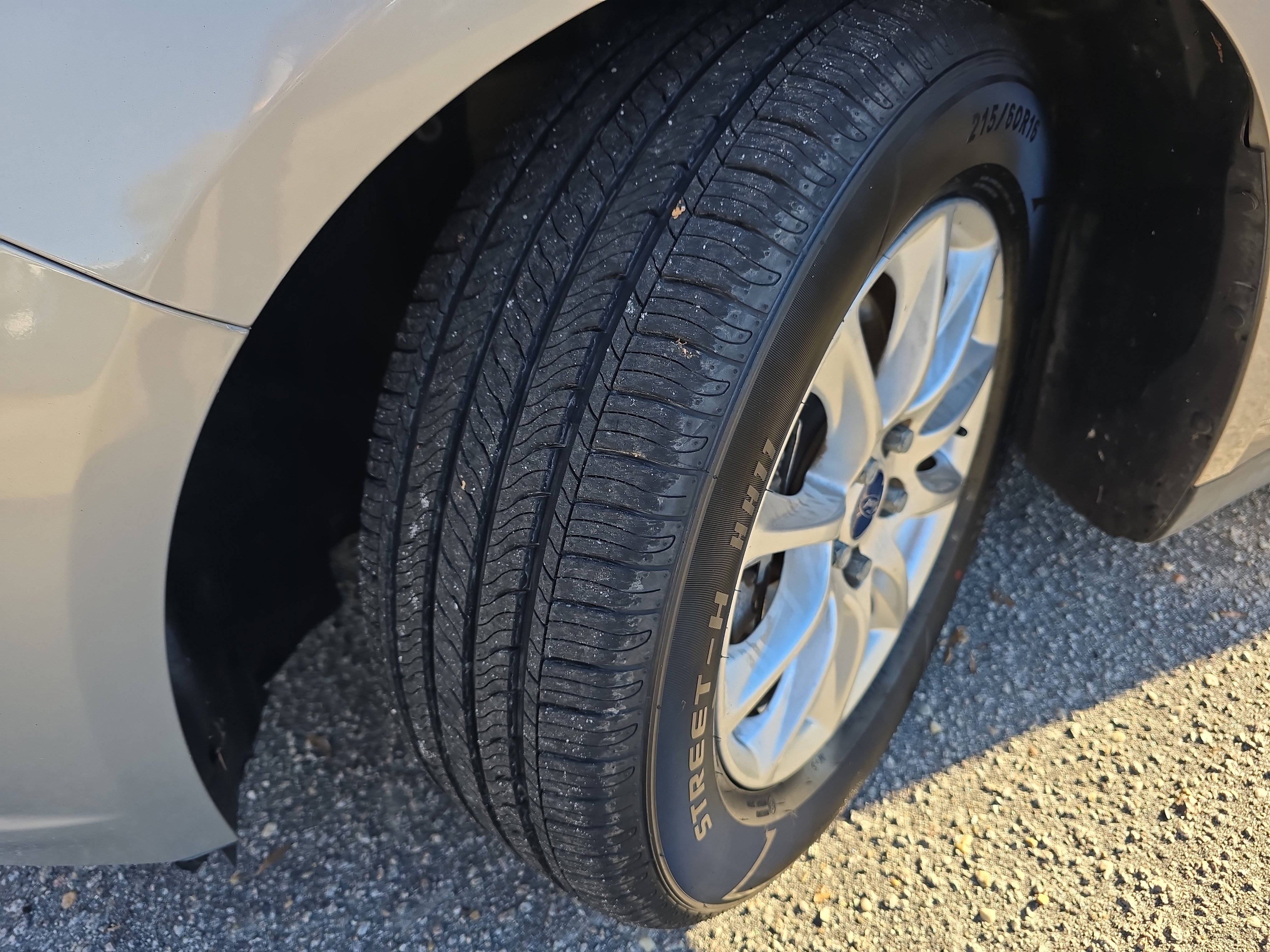 Used 2015 Ford Fusion S image 32