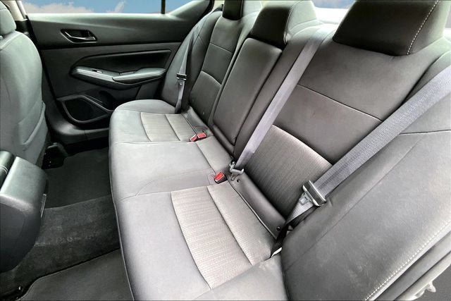 Used 2025 Nissan Altima 2.5 SV AWD/4WD image 26