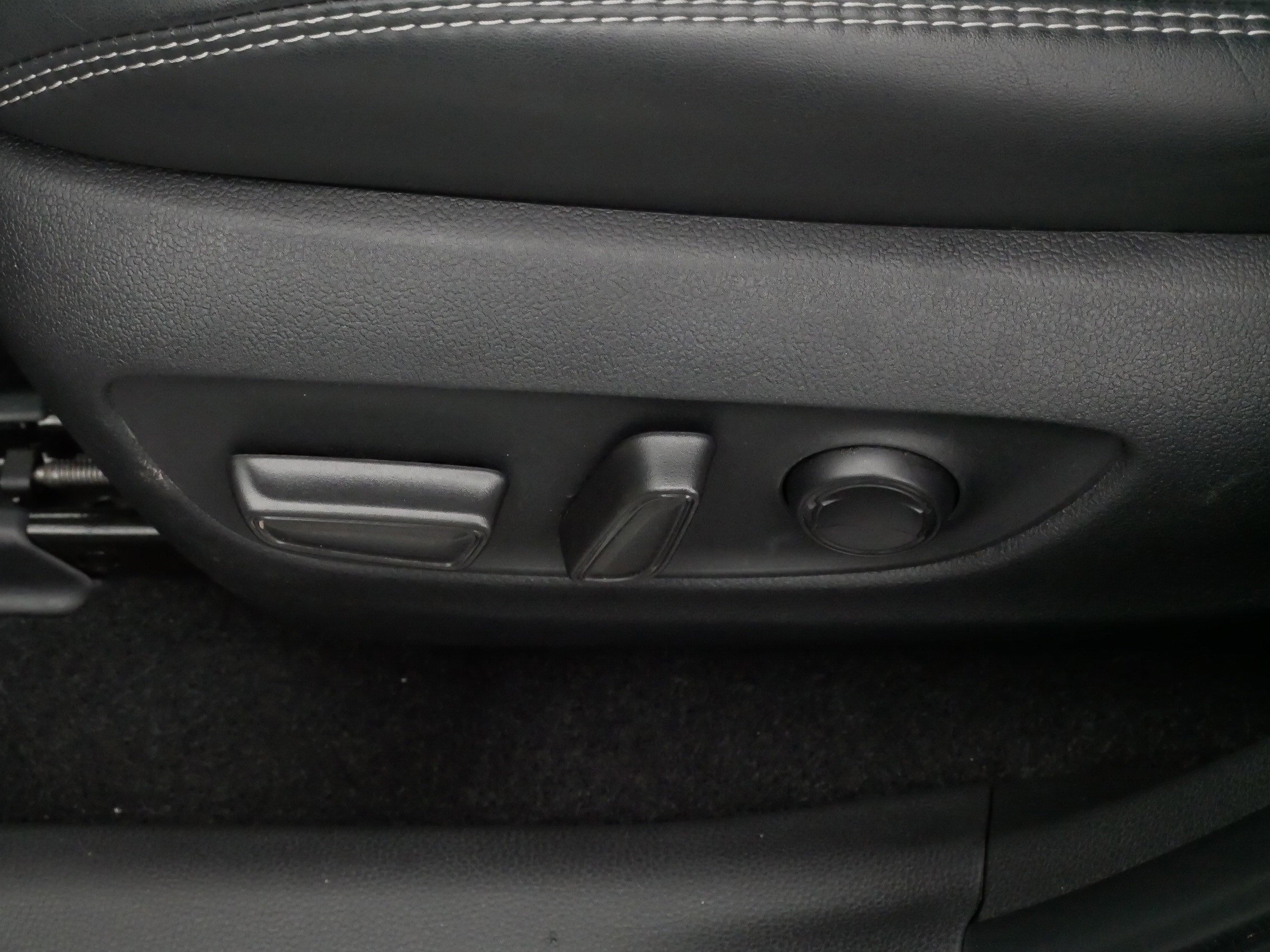 Certified 2025 Toyota RAV4 XLE Premium image 20