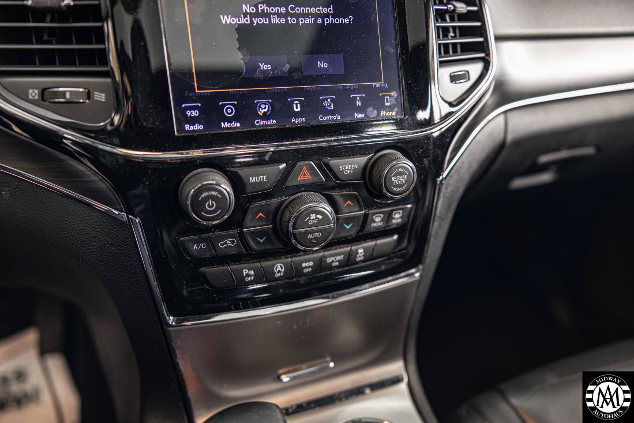 Used 2019 Jeep Grand Cherokee Limited AWD/4WD image 21
