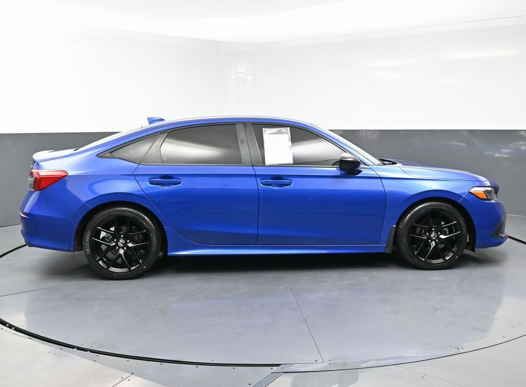 Used 2024 Honda Civic Sport image 8