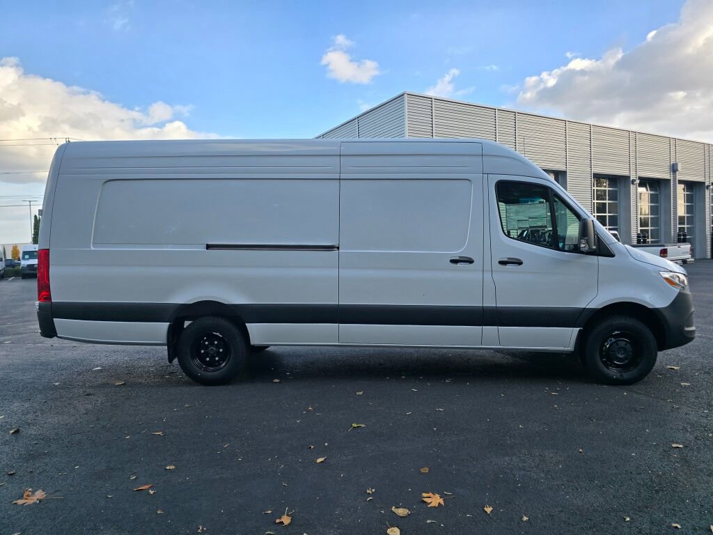 New 2026 Mercedes-Benz Sprinter 3500 image 7