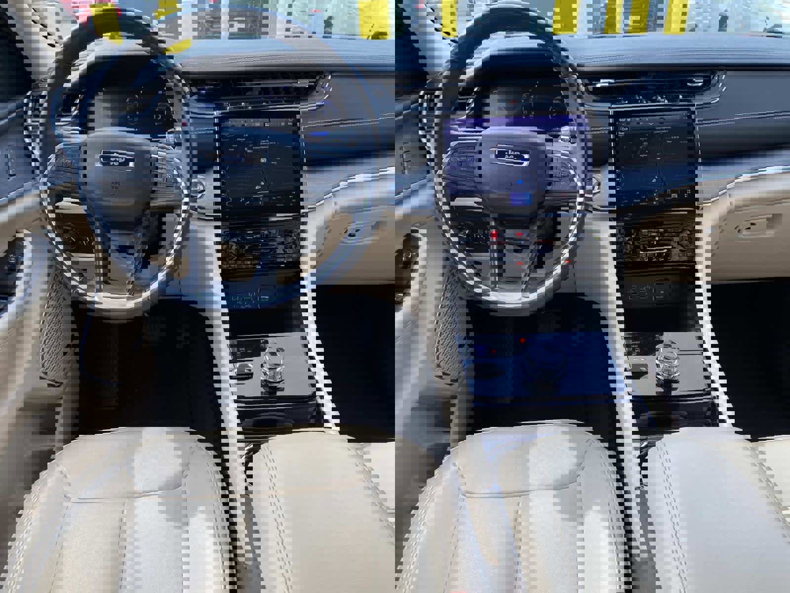 Certified 2022 Jeep Grand Cherokee L Limited image 11