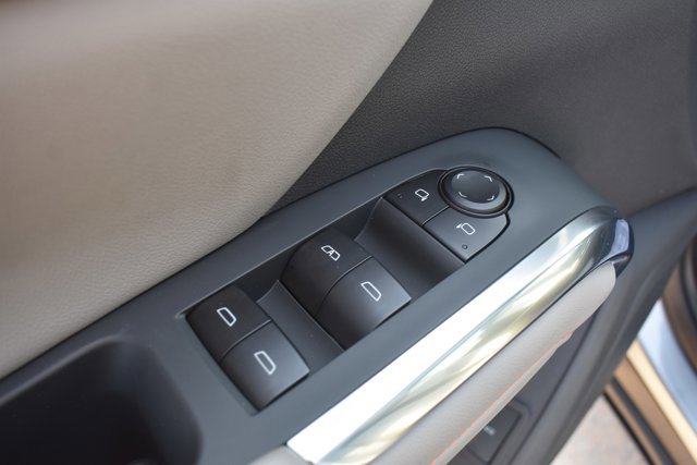 New 2026 Chevrolet Traverse LT w/ Sun and Wheel Package image 12