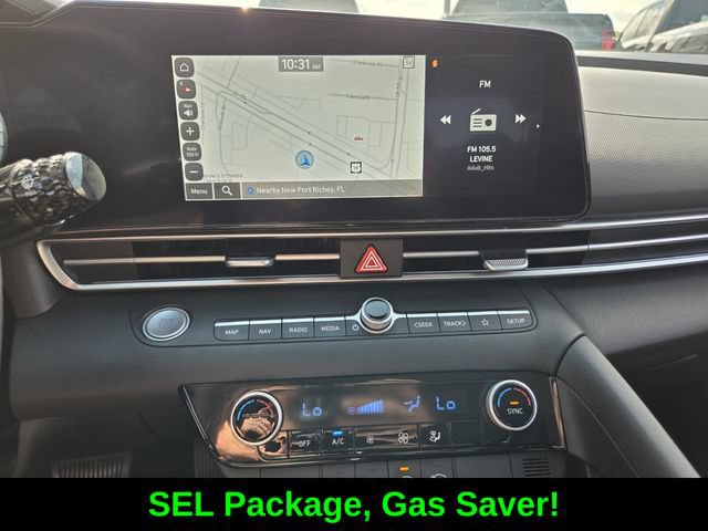 Used 2024 Hyundai Elantra SEL FWD image 20