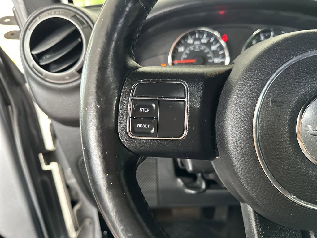 Used 2015 Jeep Wrangler Unlimited Sport w/ Quick Order Package 24S AWD/4WD image 20