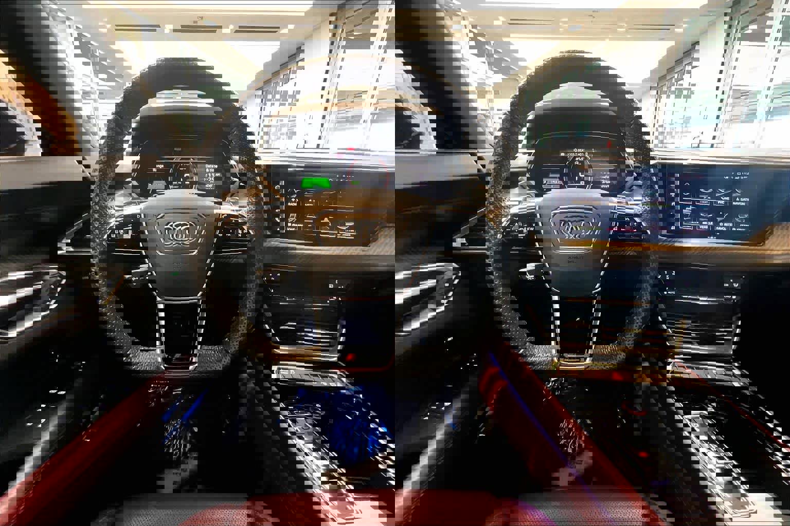 Certified 2023 Audi RS e-tron GT image 5