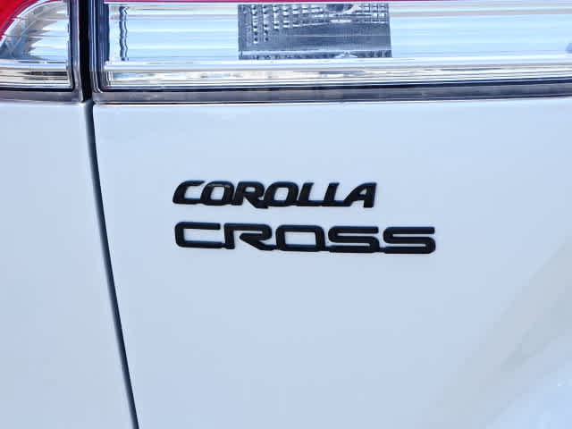 Certified 2022 Toyota Corolla Cross LE w/ Black Badges Package (TMS) AWD/4WD image 10