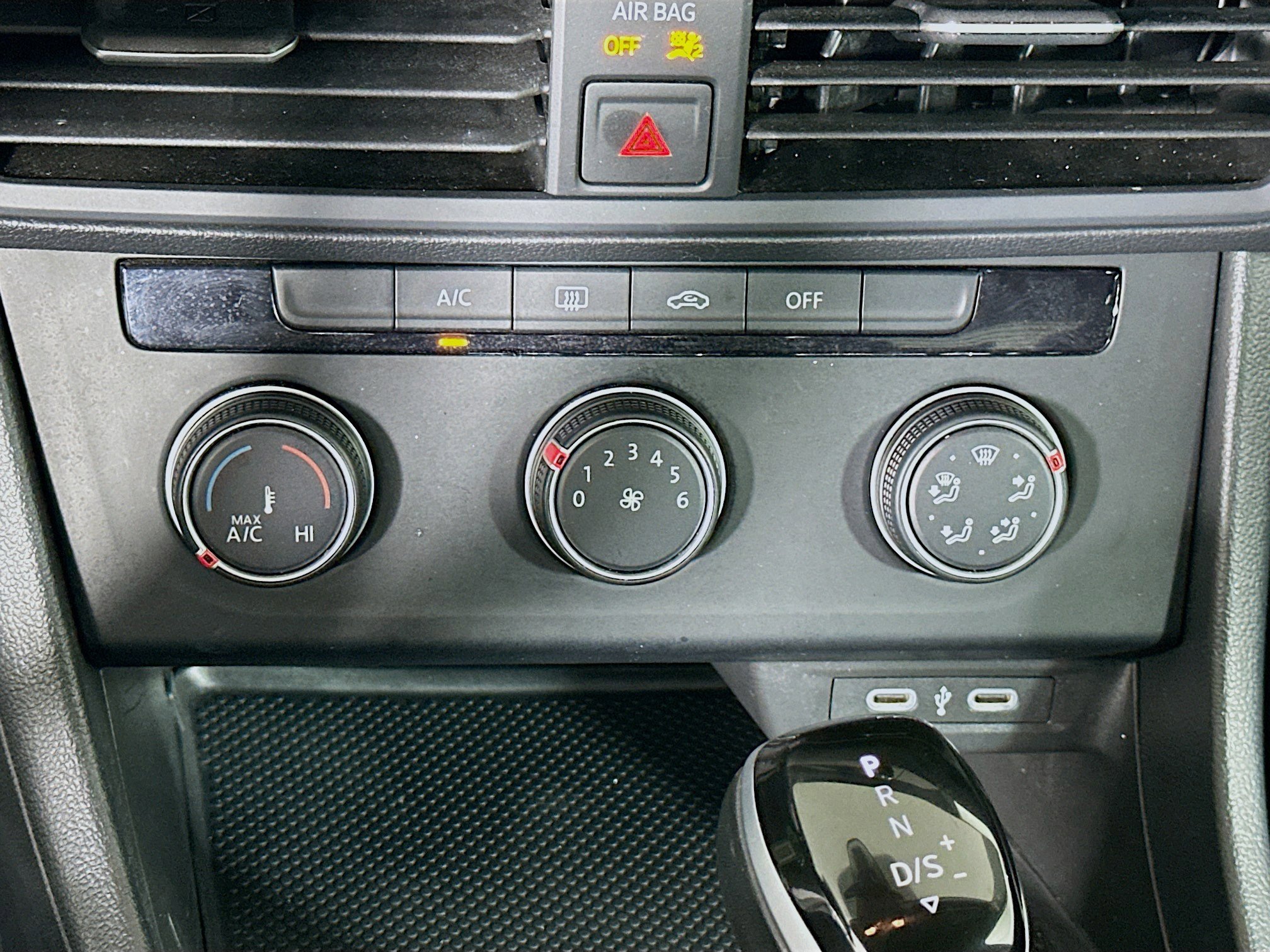 Used 2024 Volkswagen Jetta S image 23