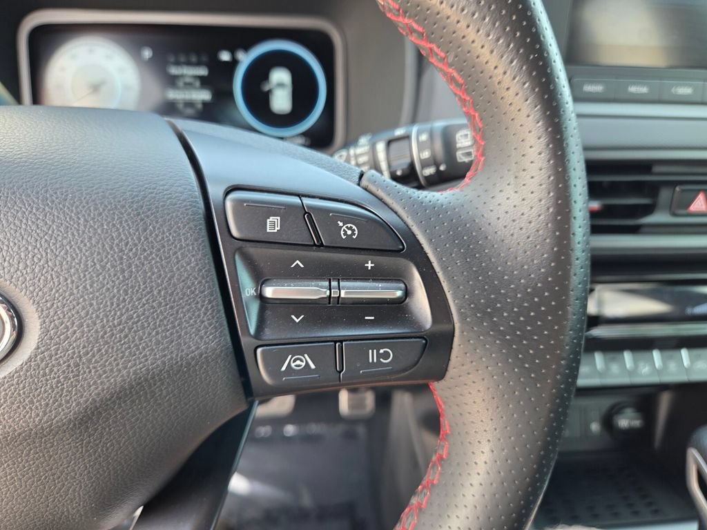 Used 2022 Hyundai Kona N Line FWD image 32