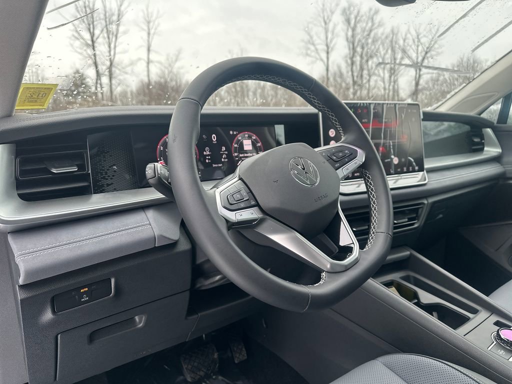 New 2026 Volkswagen Tiguan SE image 6