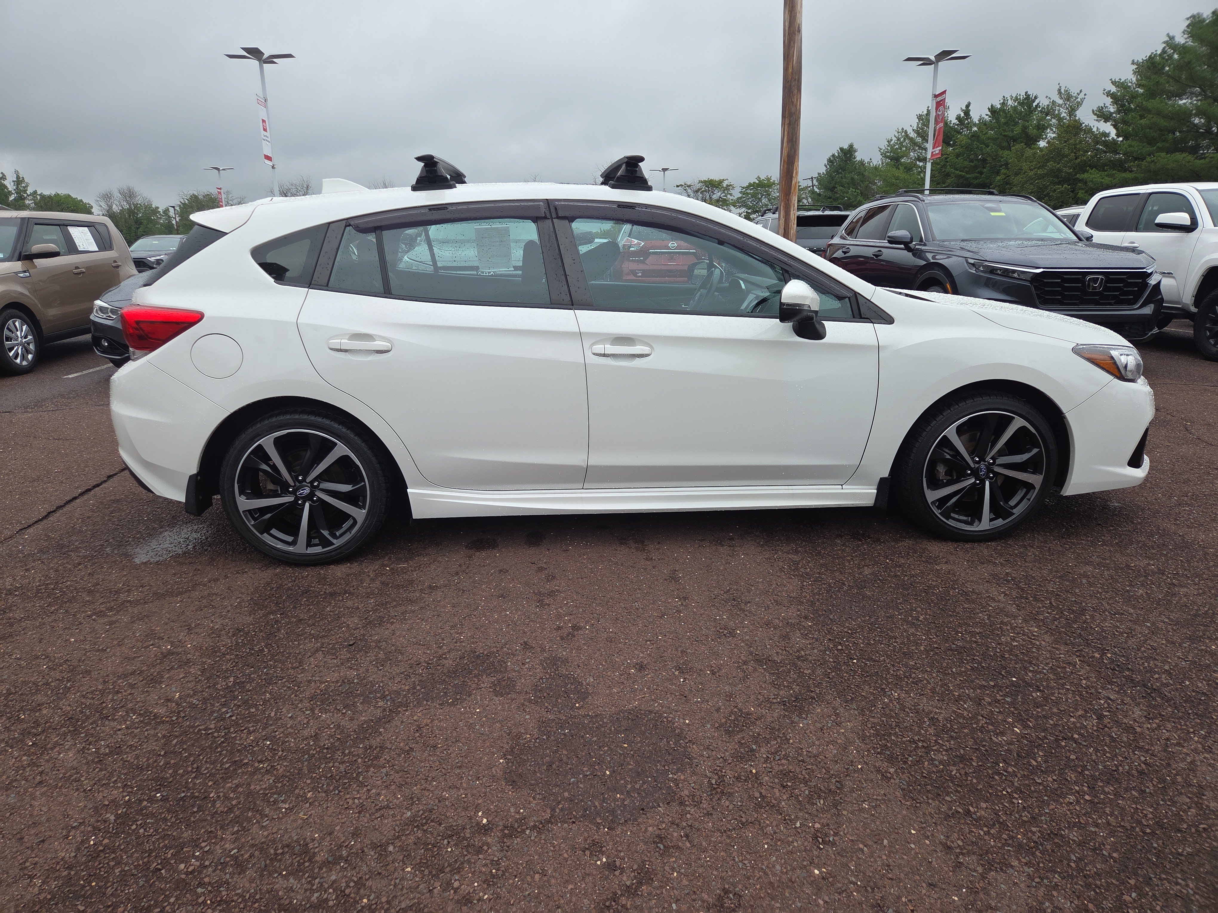 Used 2021 Subaru Impreza 2.0i Sport AWD/4WD image 2
