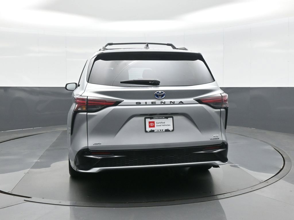 Certified 2024 Toyota Sienna XSE w/ XSE Plus Package image 8