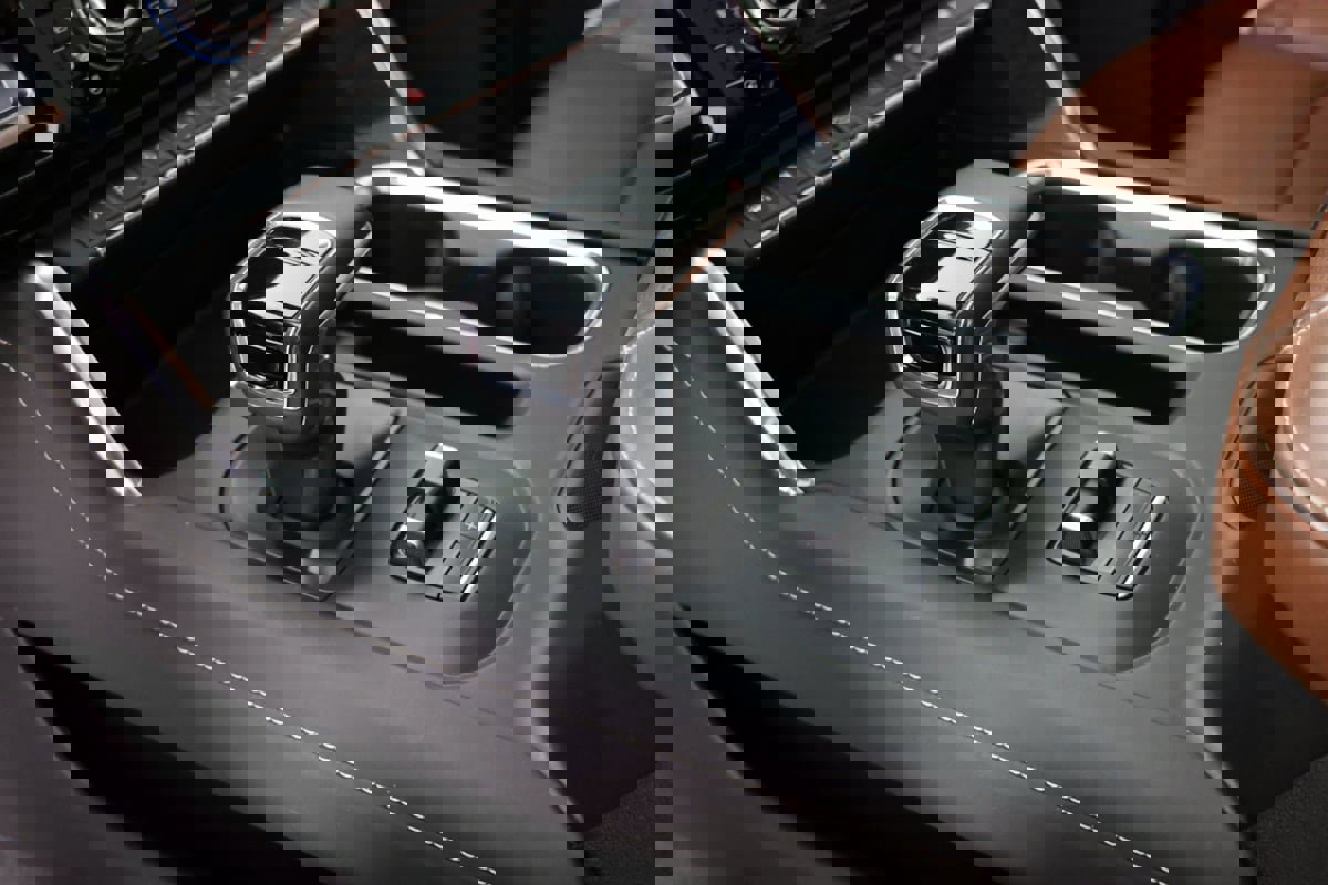 Used 2024 GMC Sierra 1500 Denali Ultimate image 6