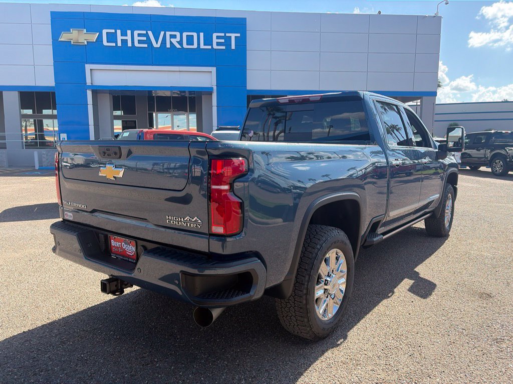 New 2026 Chevrolet Silverado 2500 High Country w/ High Country Premium Package AWD/4WD image 5