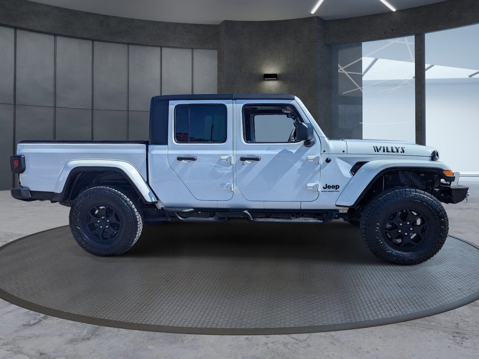 Used 2023 Jeep Gladiator Willys image 7