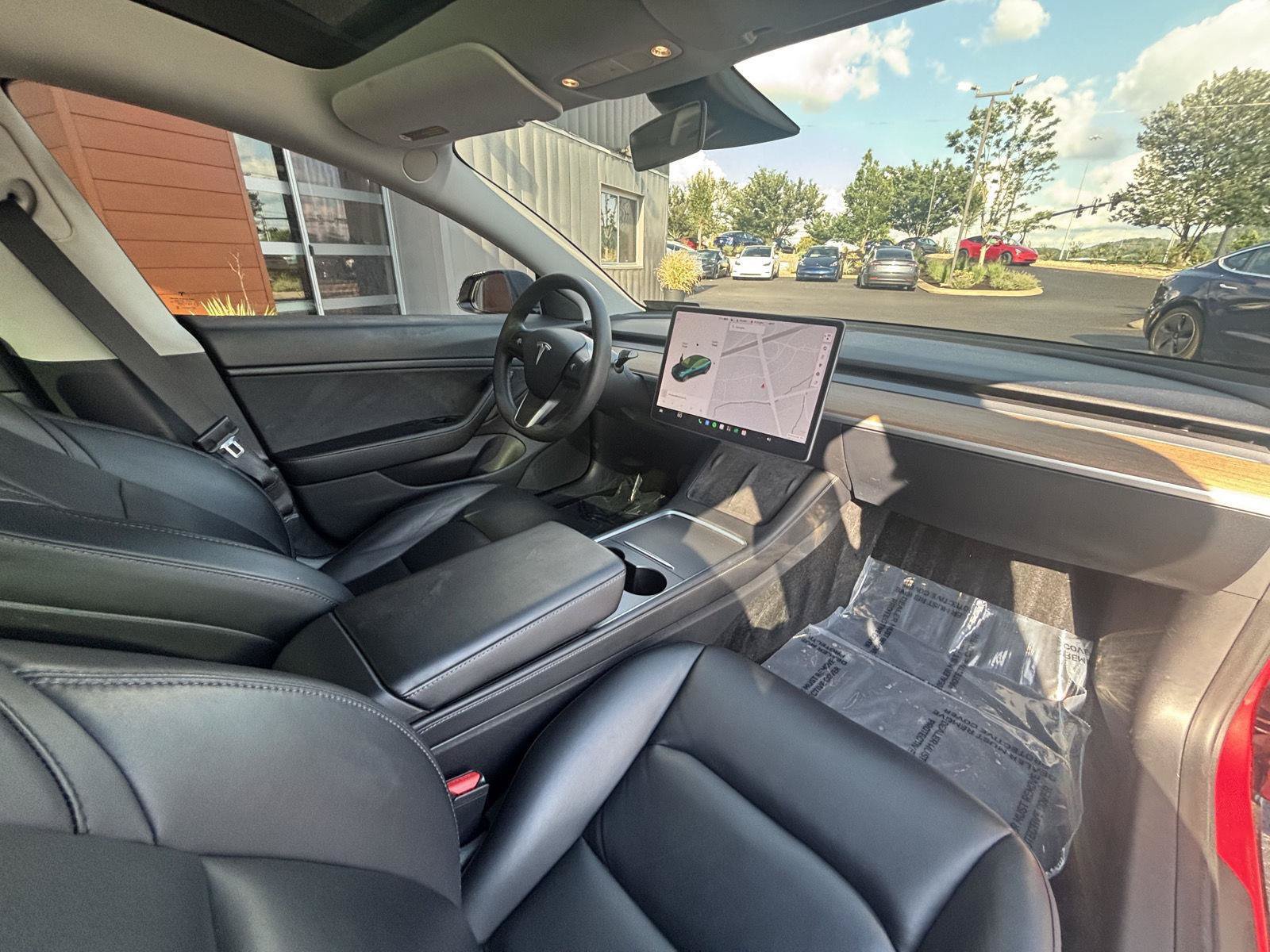 Used 2021 Tesla Model 3 Long Range AWD/4WD image 17
