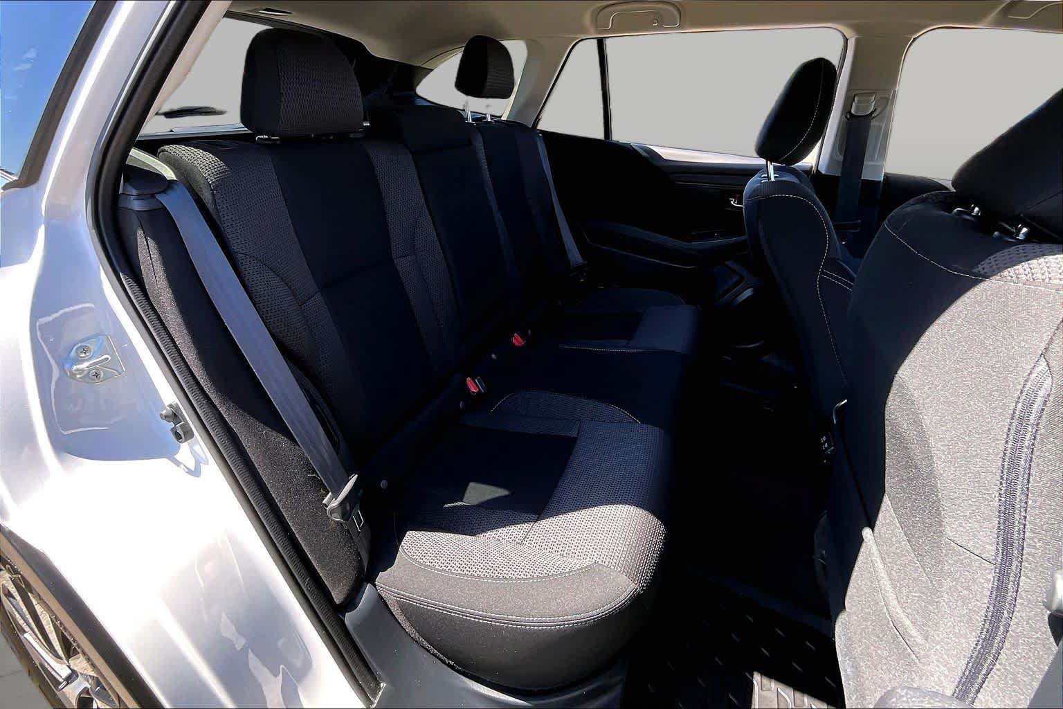 Used 2022 Subaru Outback Premium AWD/4WD image 19