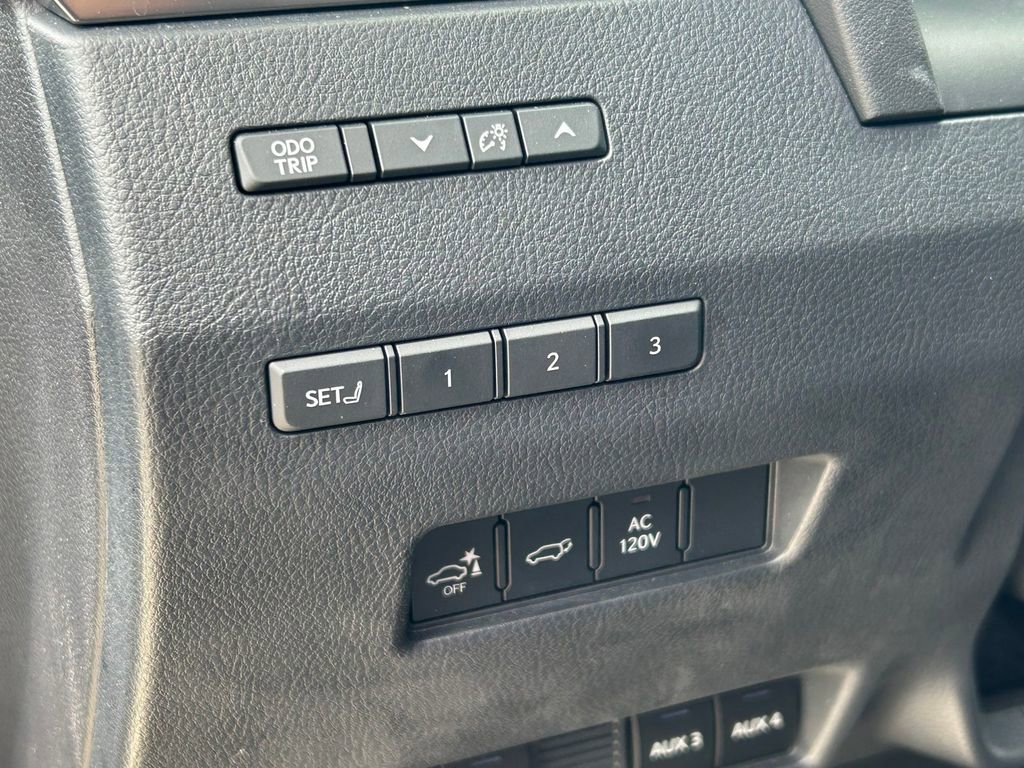 Used 2025 Lexus GX 550 AWD/4WD image 31