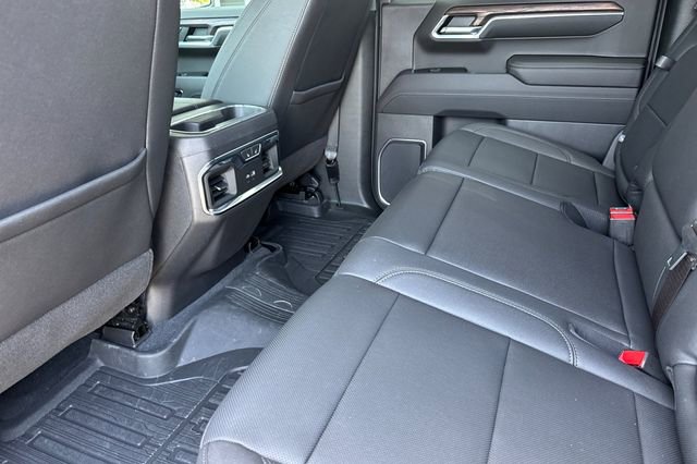 Used 2023 GMC Sierra 1500 SLT w/ SLT Premium Plus Package AWD/4WD image 14