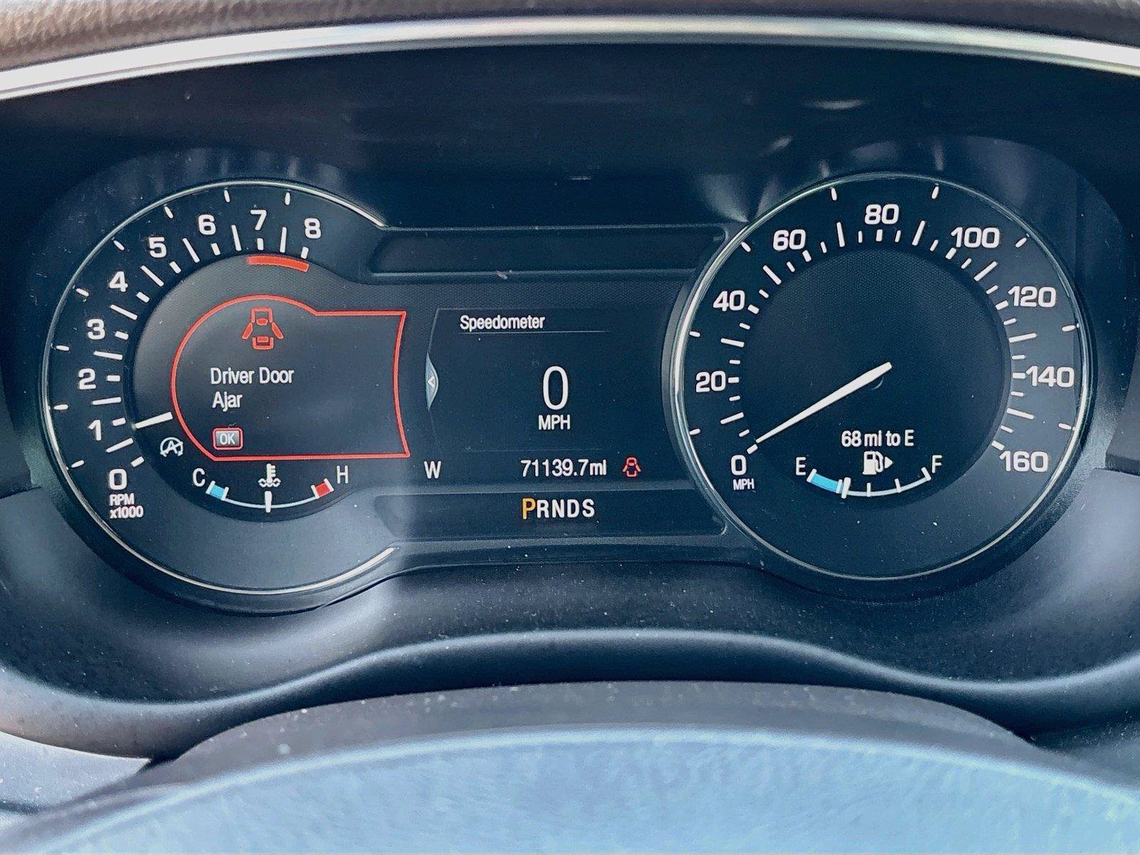 Used 2019 Lincoln MKC Reserve w/ MKC Technology Package FWD image 12