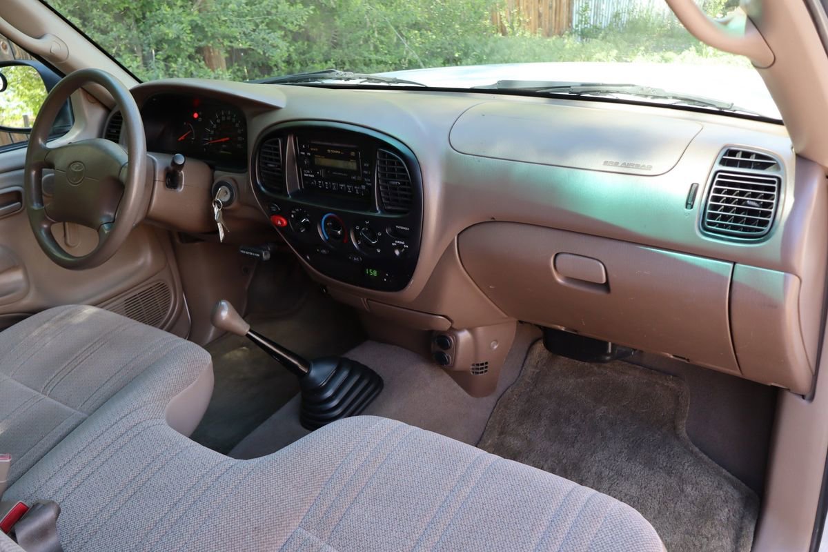 Used 2000 Toyota Tundra 2WD Regular Cab image 16