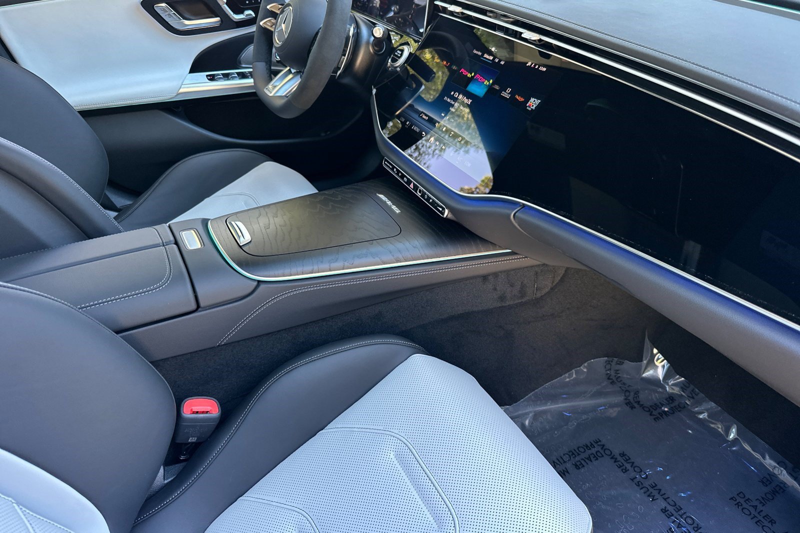 New 2026 Mercedes-Benz E 53 AMG e 4MATIC Sedan image 28