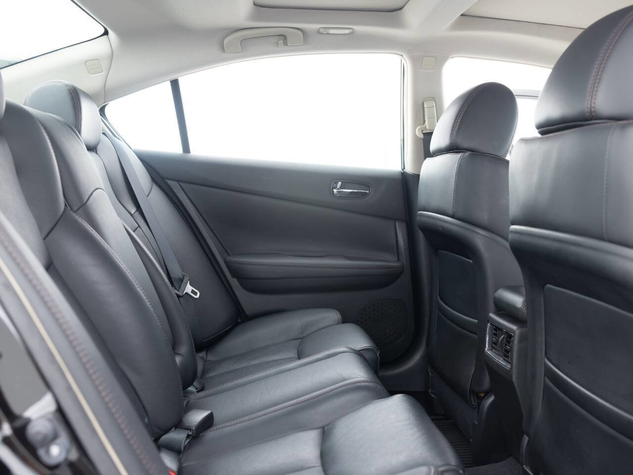 Used 2014 Nissan Maxima 3.5 SV w/ Premium Package image 29