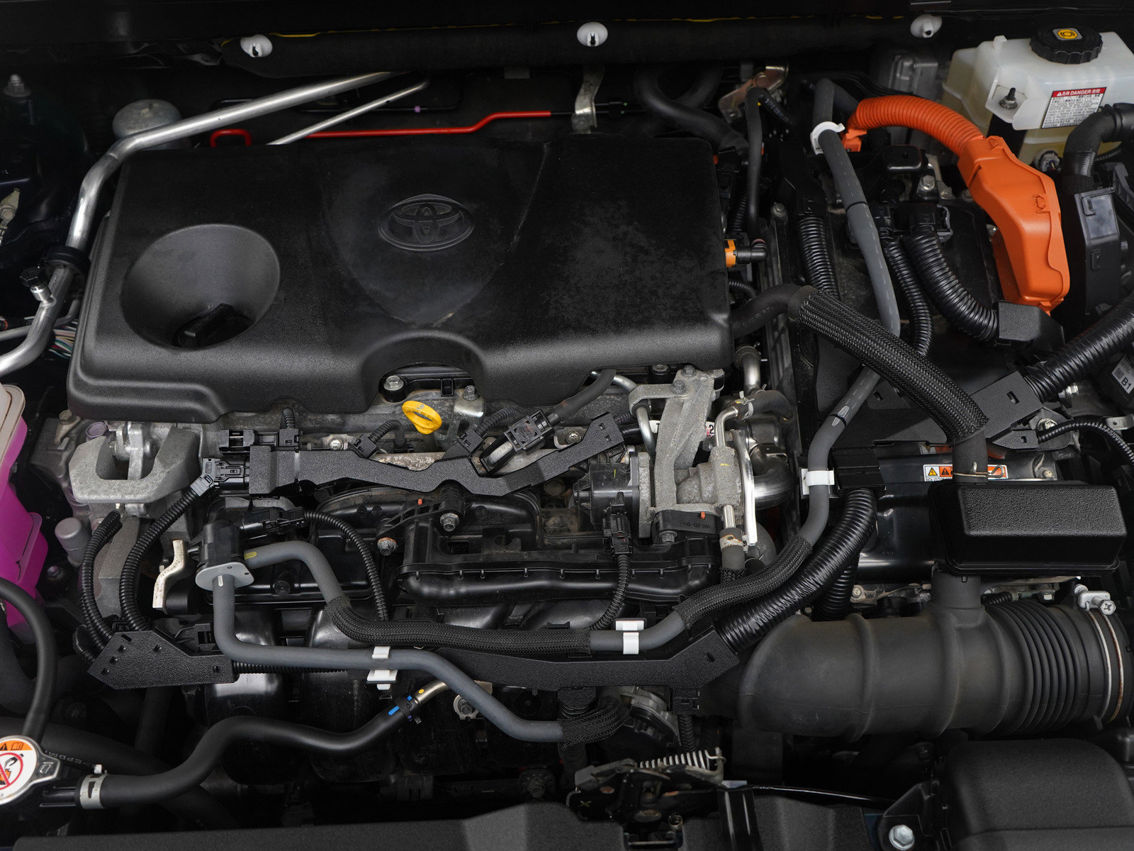 Used 2020 Toyota RAV4 XSE w/ XSE Grade Weather Package image 31