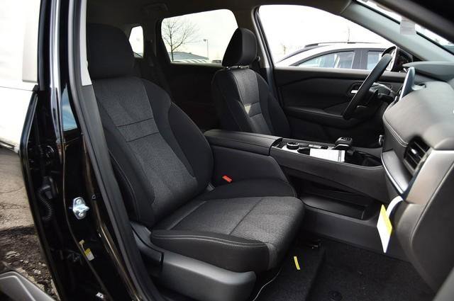 New 2026 Nissan Rogue SV w/ Cold Weather Package image 20