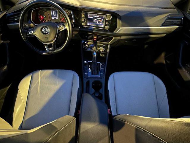 Used 2019 Volkswagen Jetta R-Line w/ R-Line Cold Weather Package image 18